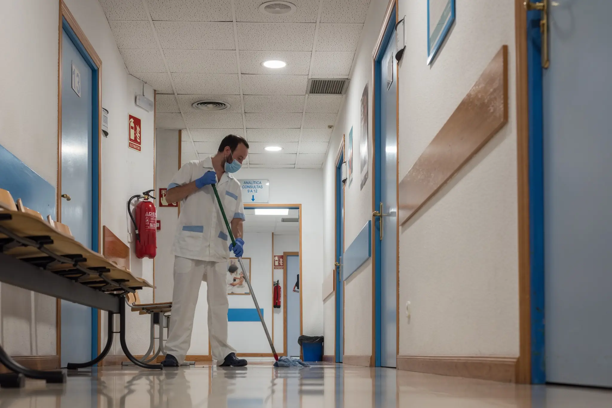 ¿Cómo han mejorado los avances tecnológicos la limpieza de hospitales?