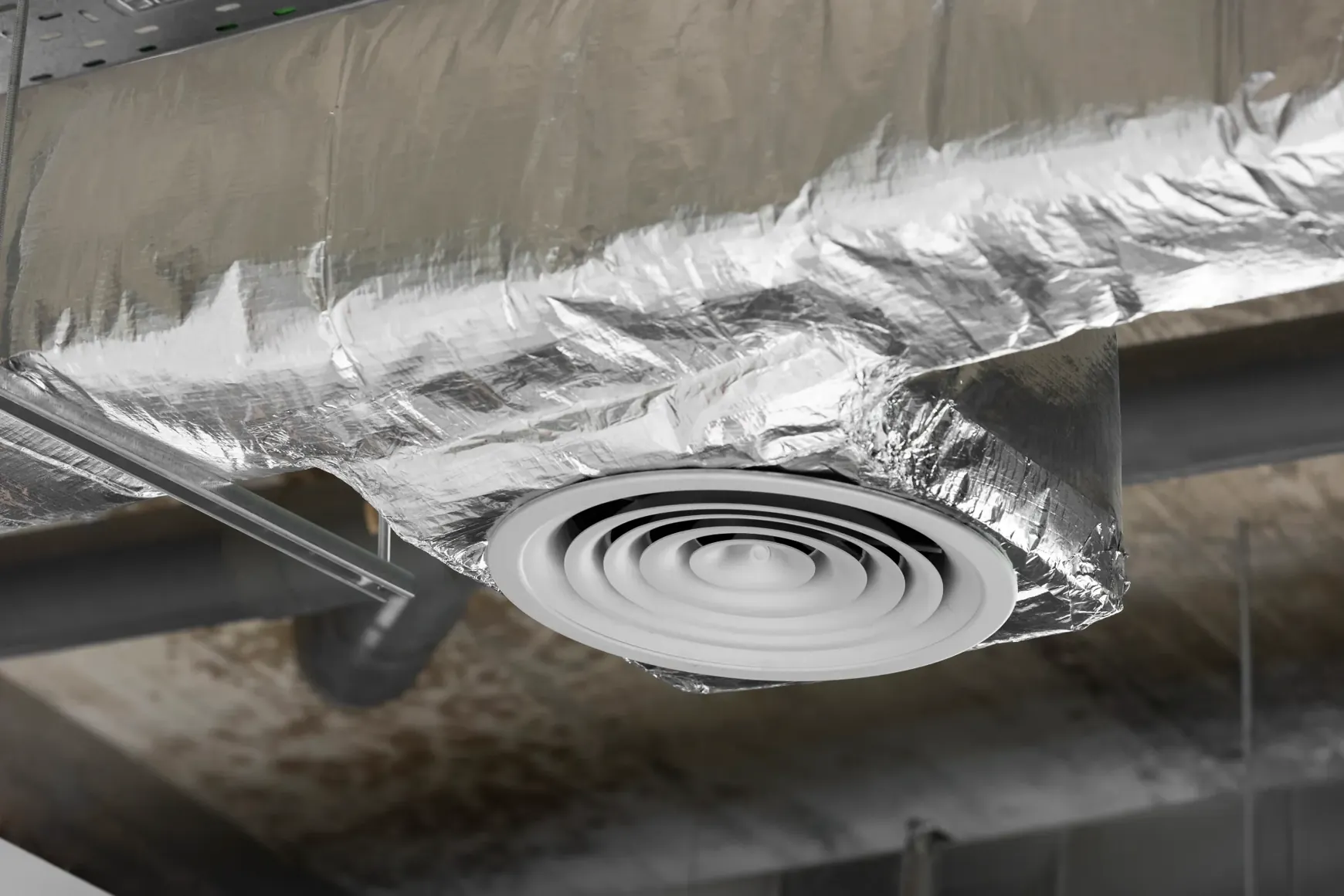 5 beneficios clave de mantener limpio el sistema de ventilación en el trabajo